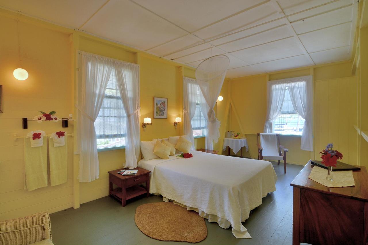 Frangipani Hotel Port Elizabeth Екстериор снимка